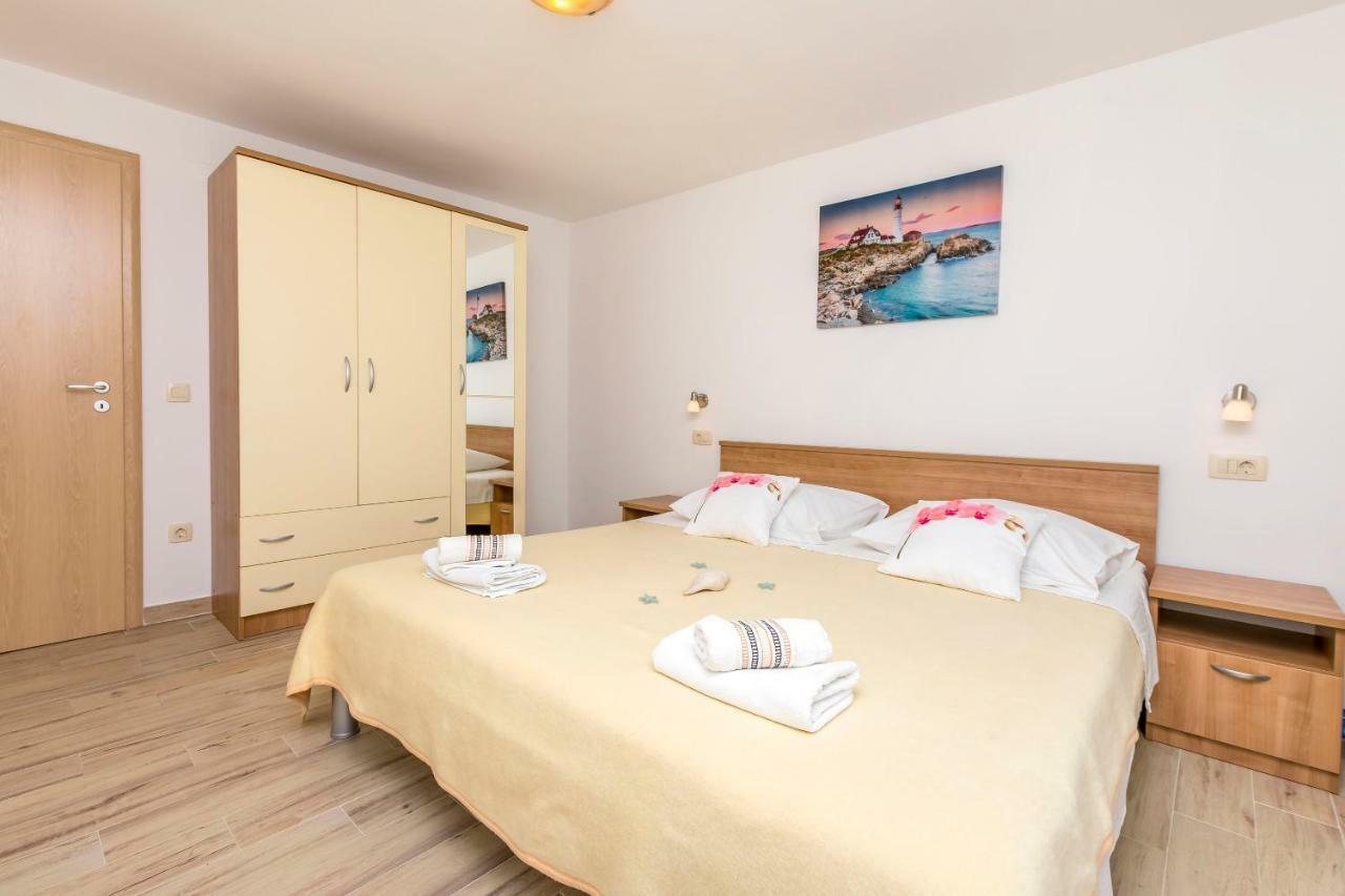 Apartment Vukorepa Ражань Экстерьер фото