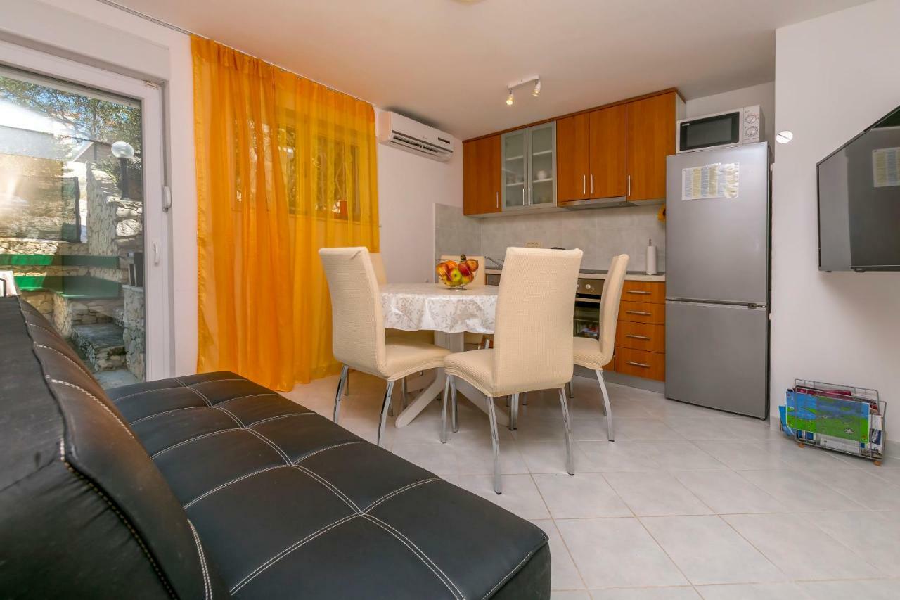 Apartment Vukorepa Ражань Экстерьер фото